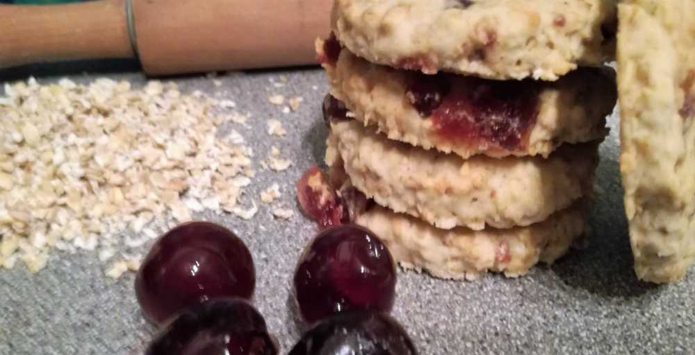 Cherry & Oatmeal Cookies (healthy)